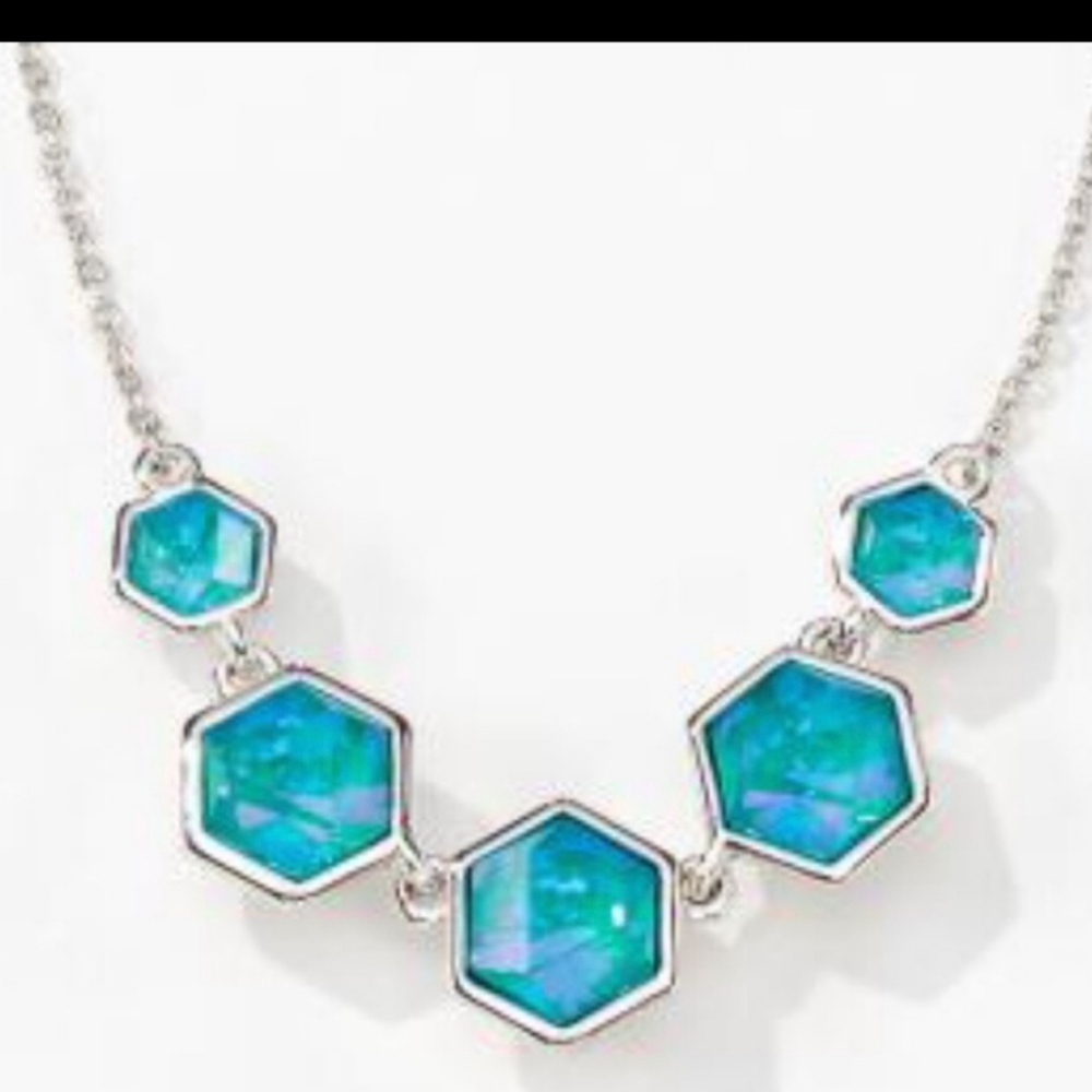 Touchstone Crystal Swarovski Laguna Beach necklace in gorgeous turquoise Delite